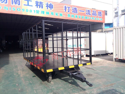 3吨高护栏无动力全挂平板拖车黑色1I.jpg